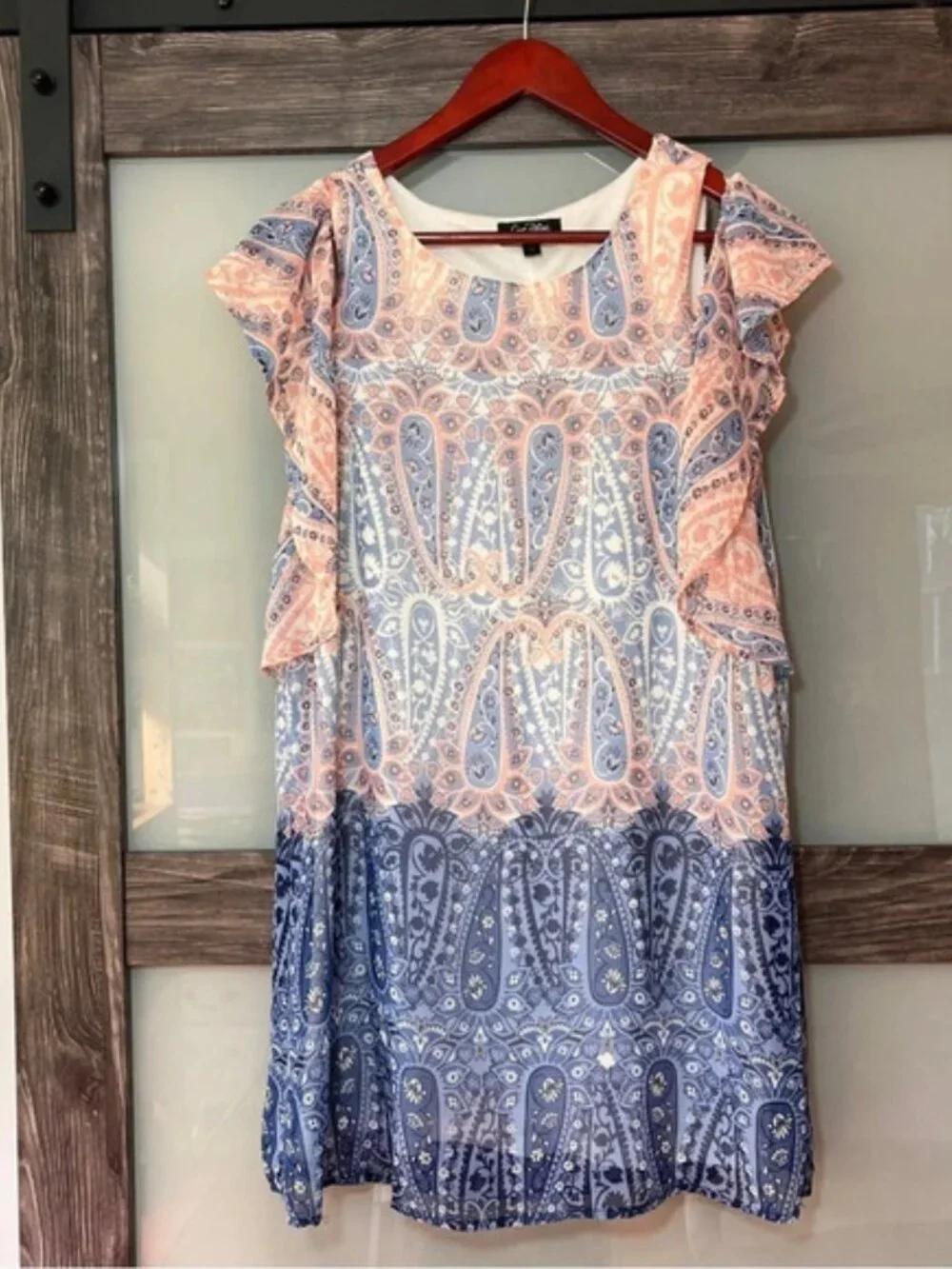 Love Reign Boho Paisley Peekaboo Shoulder Mini Dress Women’s Size M - Picture 2 of 2